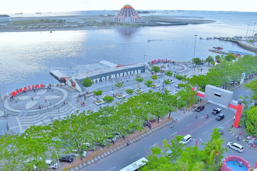ARYADUTA MAKASSAR 70/73