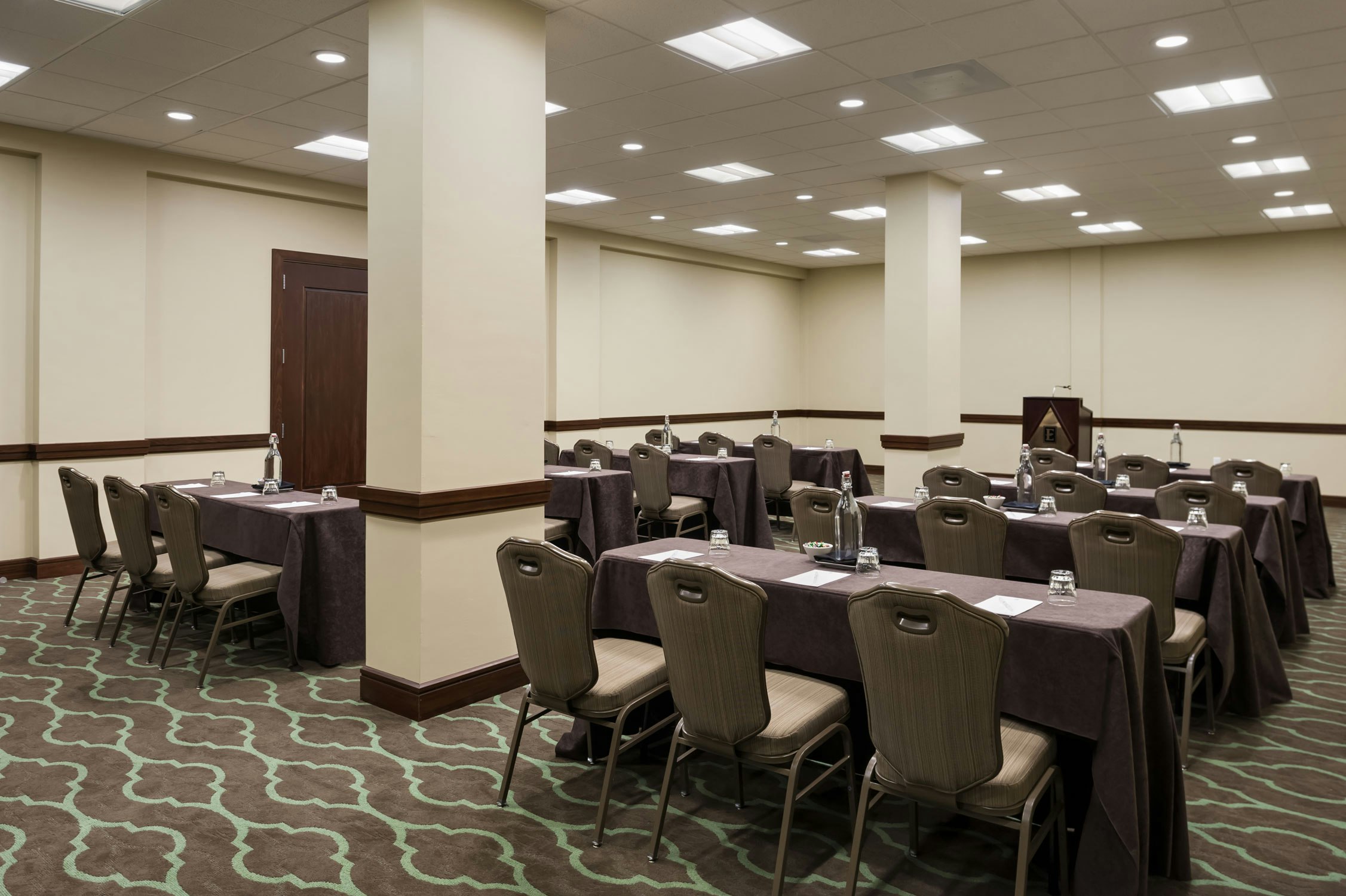 Embassy Suites by Hilton Dallas Market Center 69/72
