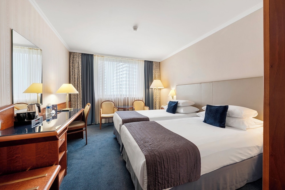 PREMIUM, TWIN BEDS, PANORAMIC VIEW