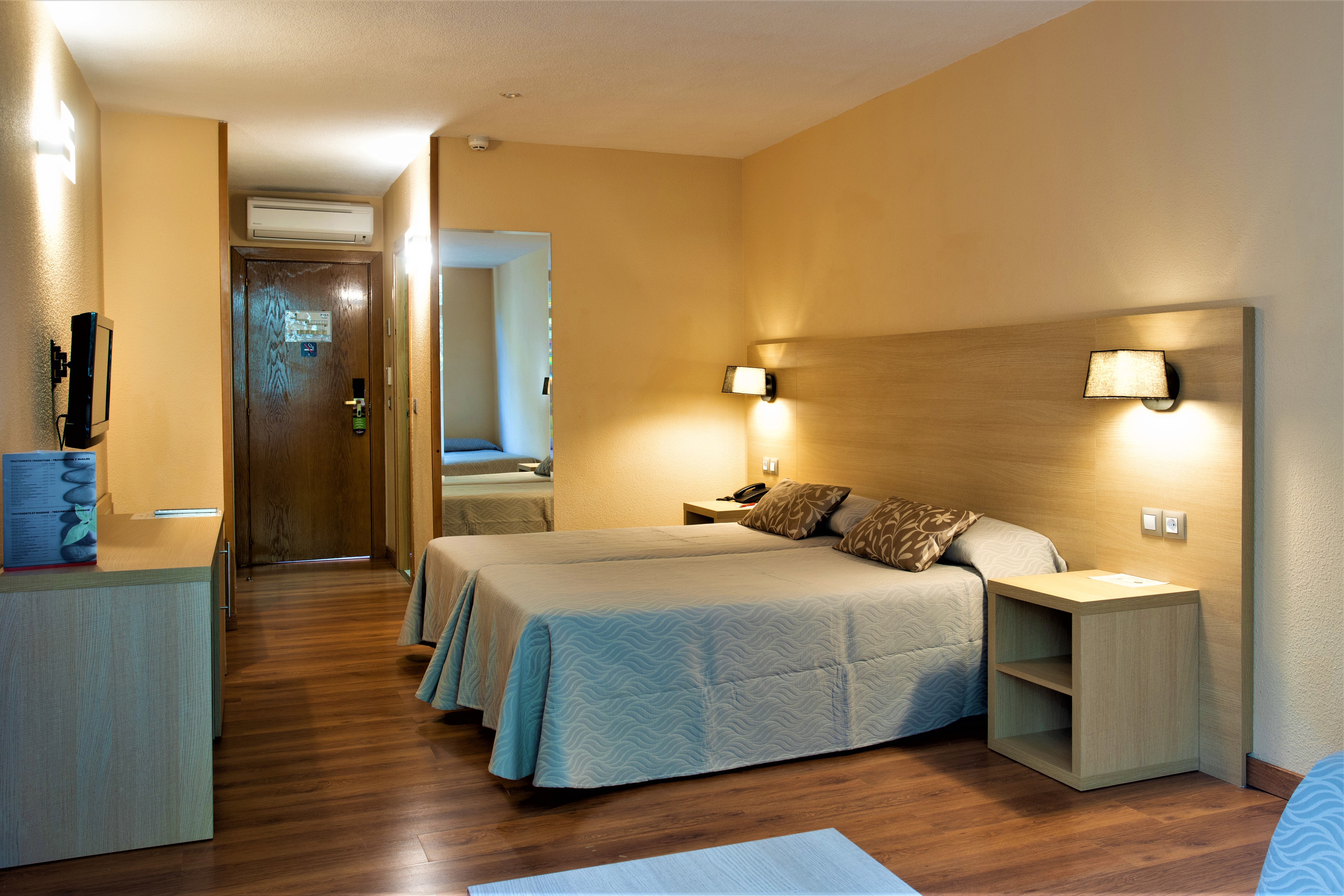 غرفة قياسية مفردة، Panorama Hotel 3/4