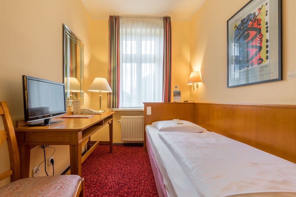GALERIE HOTEL LEIPZIGER HOF 17/31