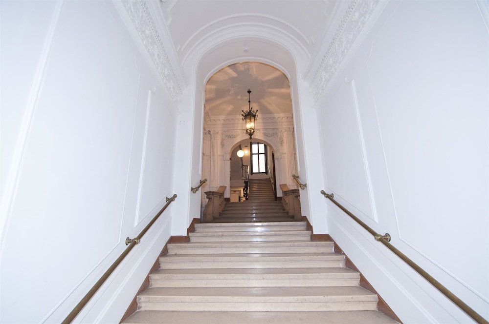 K&T Boardinghouse photo3