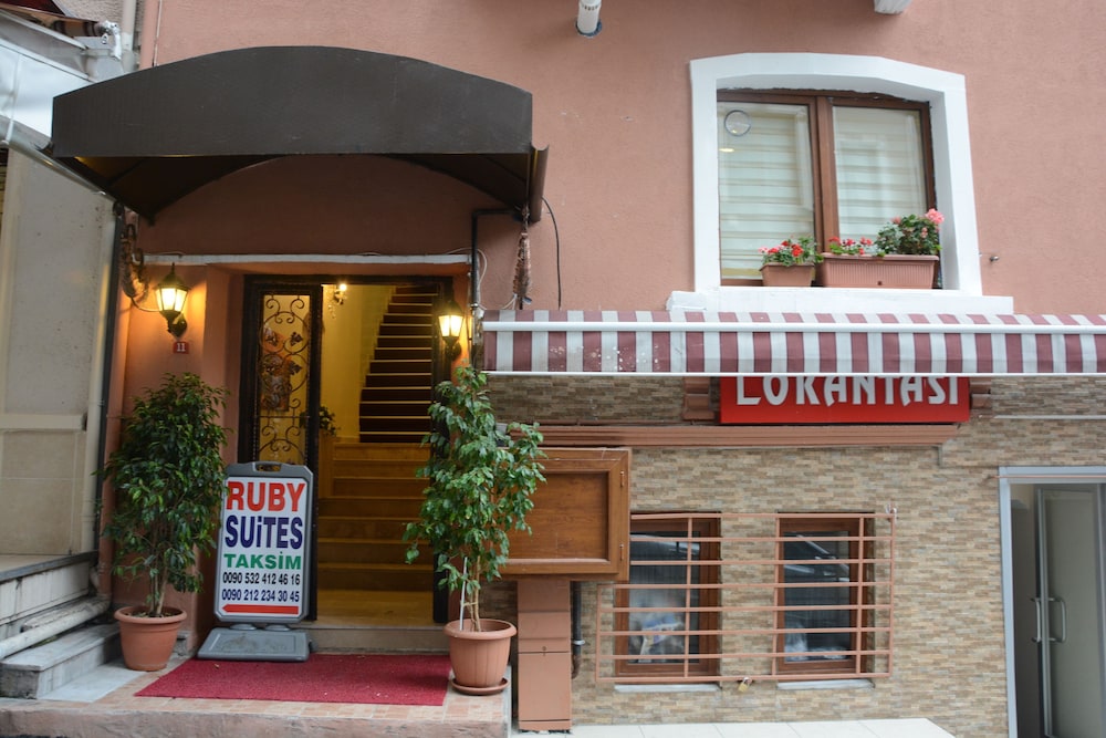 Taksim Ruby Suites 2/50