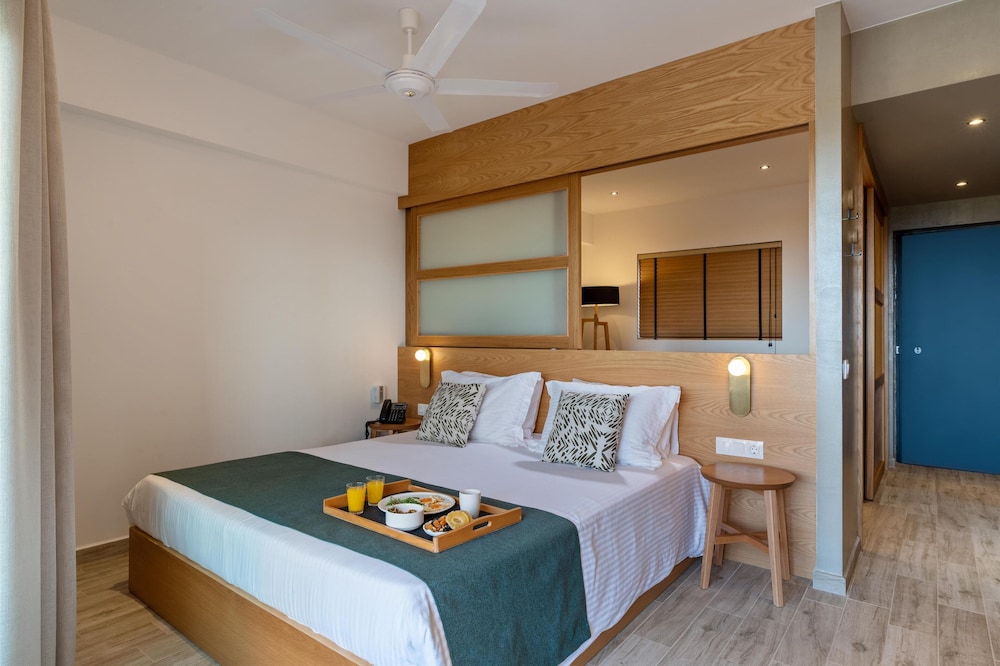 DELUXE, SUITE, SEA VIEW, PRIVATE POOL