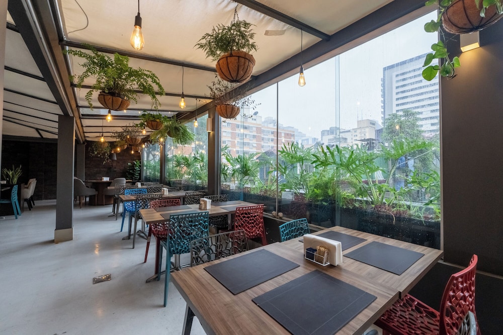 Hotel Heritage 40/50