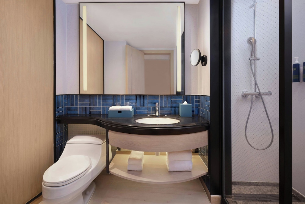 غرفة بريميوم بسرير كوين، Four Points By Sheraton 9/10