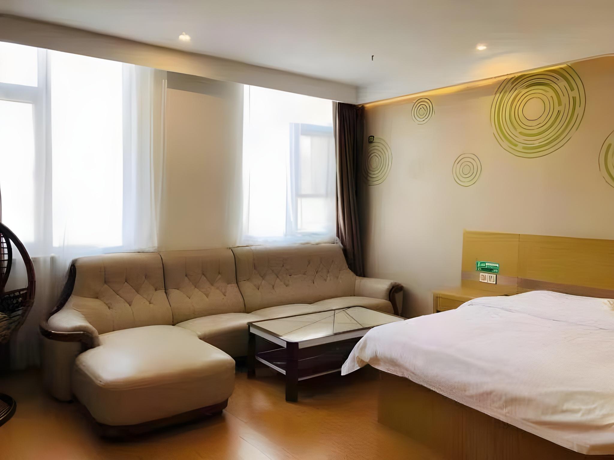 Room at GreenTree Inn Baoding City Zhuozhou Railway Station Store, BAODING