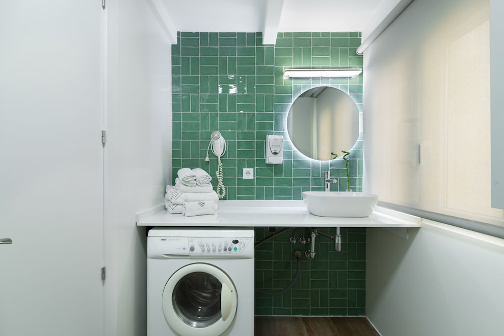 Apartamentos Roisa Centro 70/72