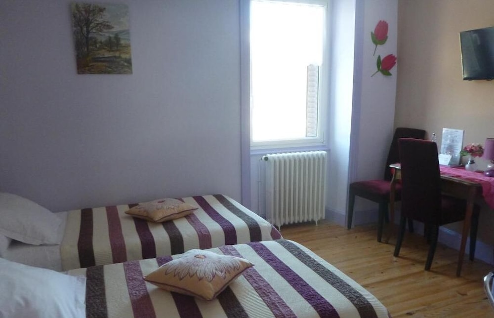 HOTEL LES TILLEULS 12/28