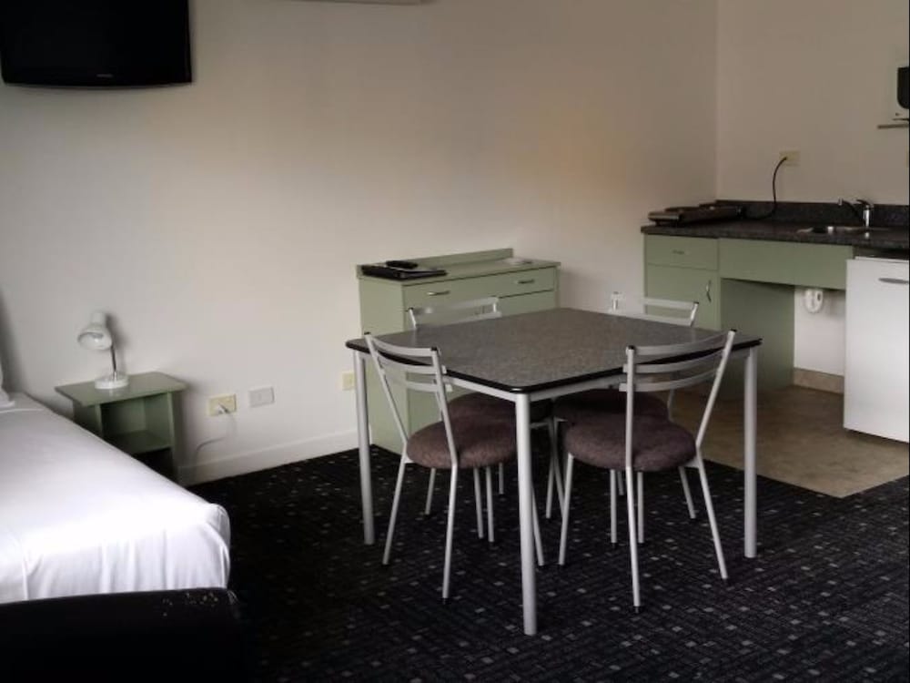 Abode on Courtenay Motor Inn 29/30