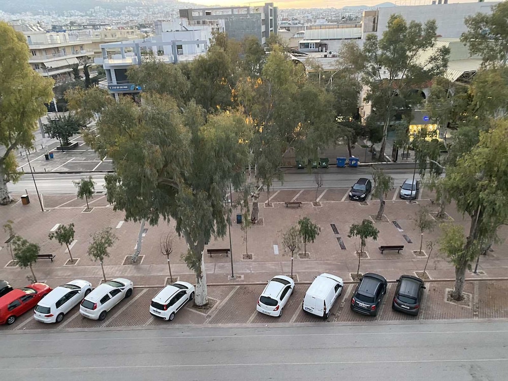 Athens Coast by London Hotel 20/28