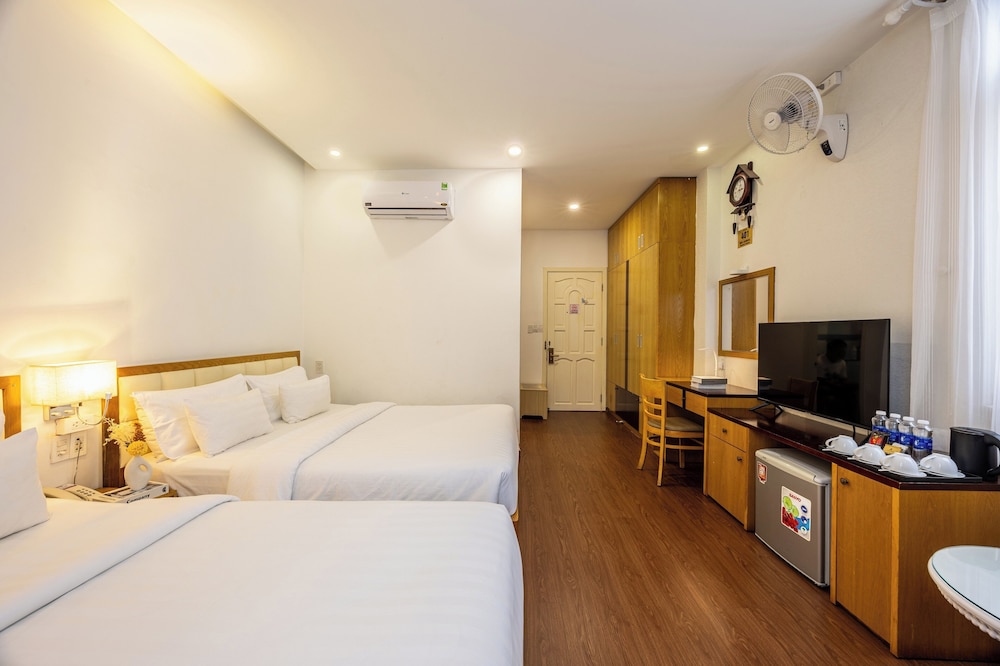 A25 Hotel - 75 Le Thi Hong Gam 15/50
