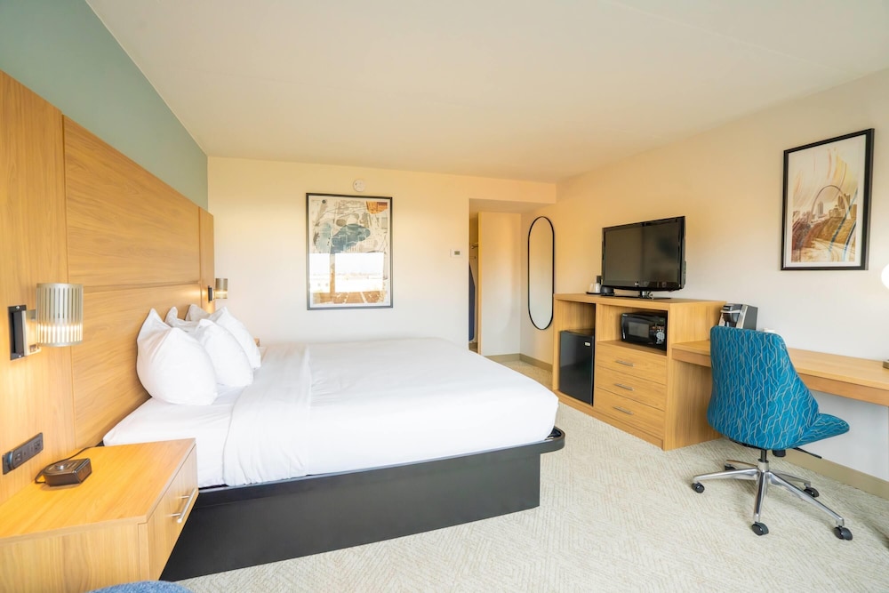 Elimwood Hotel, A Ramada by Wyndham 22/64