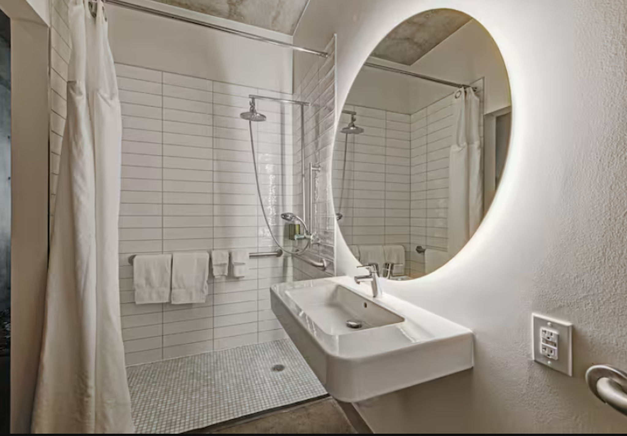 Lifestyle, Loft, Suite, King Bed