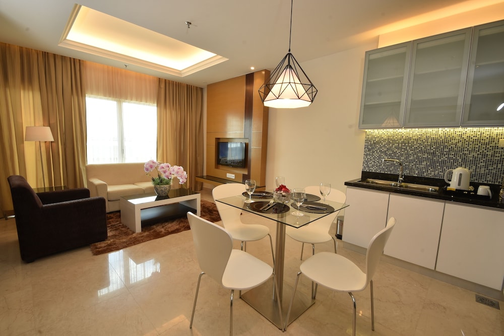 Hotel Tenera Bandar Baru Bangi 55/65