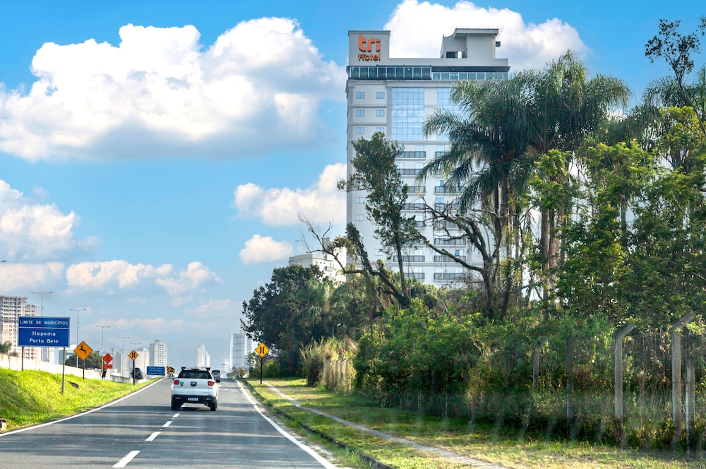 Tri Hotel Premium Itapema 44/52