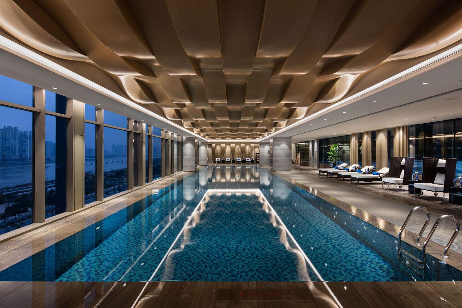 swimming pool spa