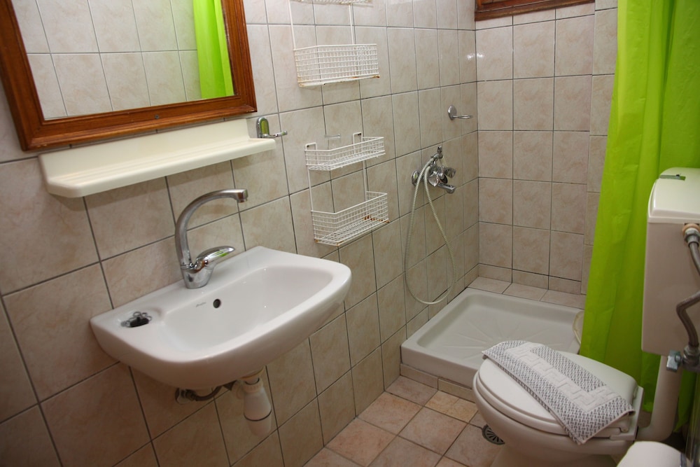 Nikos Apartments 30/76