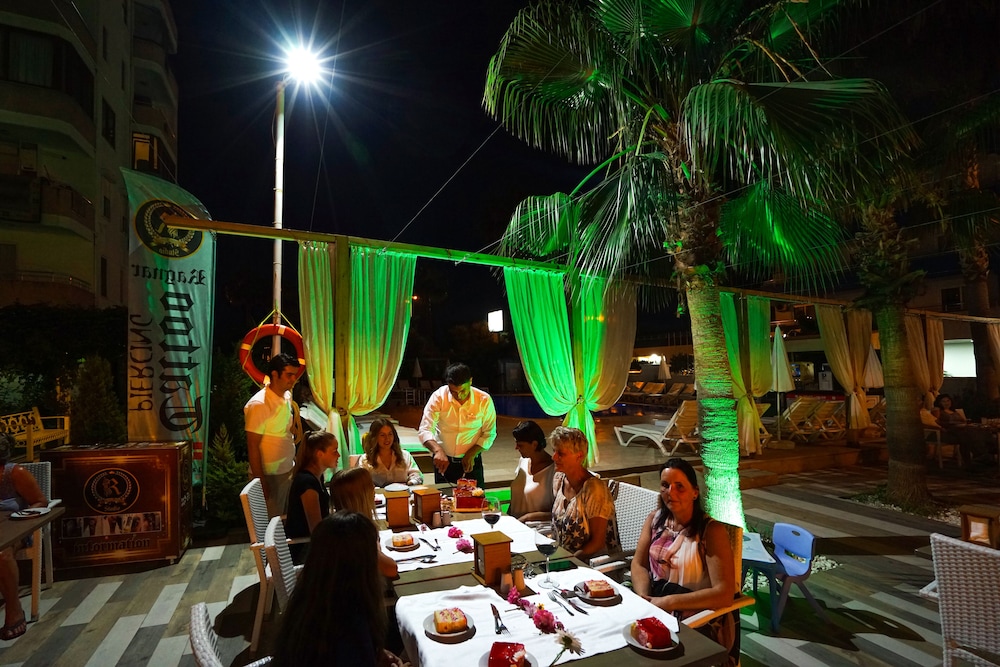 Bora Bora Apart Hotel 39/50