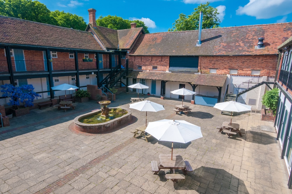 Cottesmore Hotel Golf & Country Club 36/40