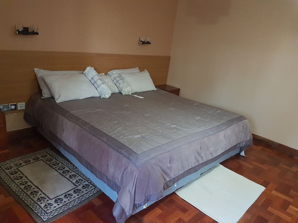 STANDARD, DOUBLE OR TWIN BED