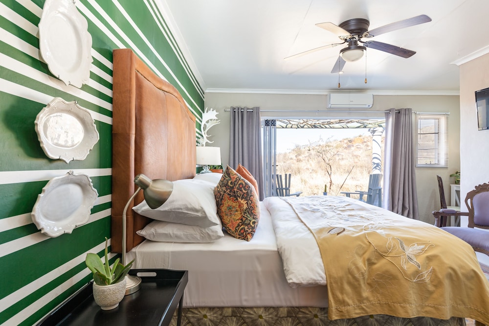 Sweetfontein Boutique Farm Lodge 7/29