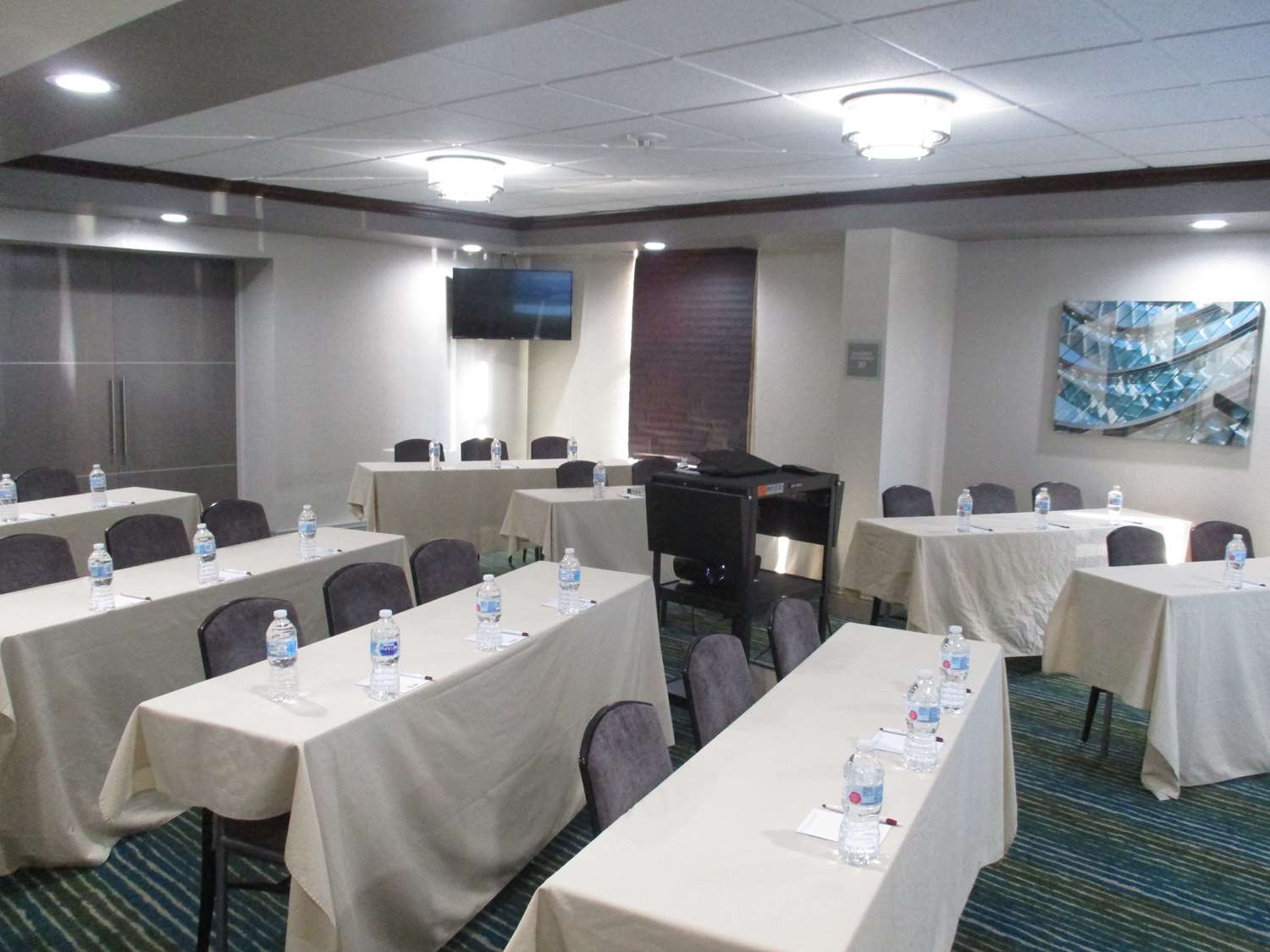 Best Western Plus Indianapolis NW Hotel 64/69