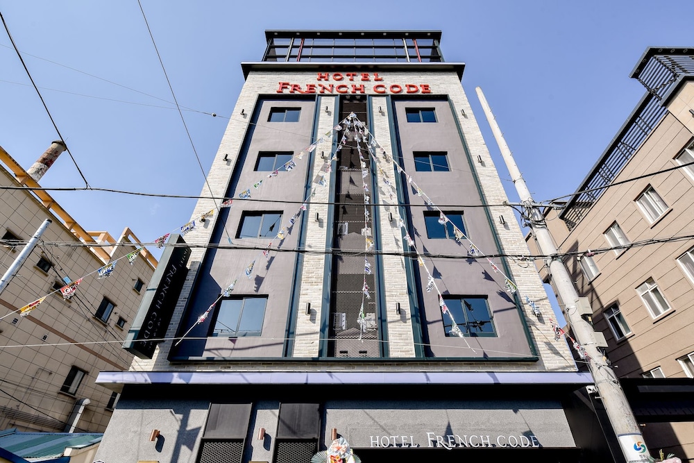 French Code Hotel 3/63