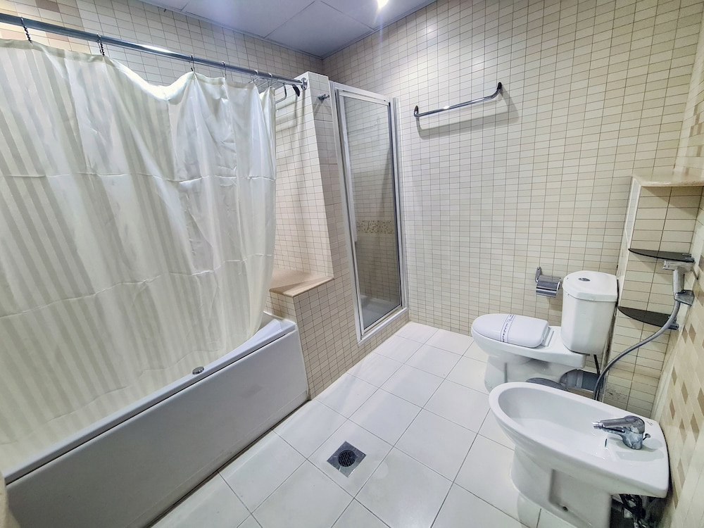 OYO 114 One Pavilion Luxury Serviced Apartments 37/38