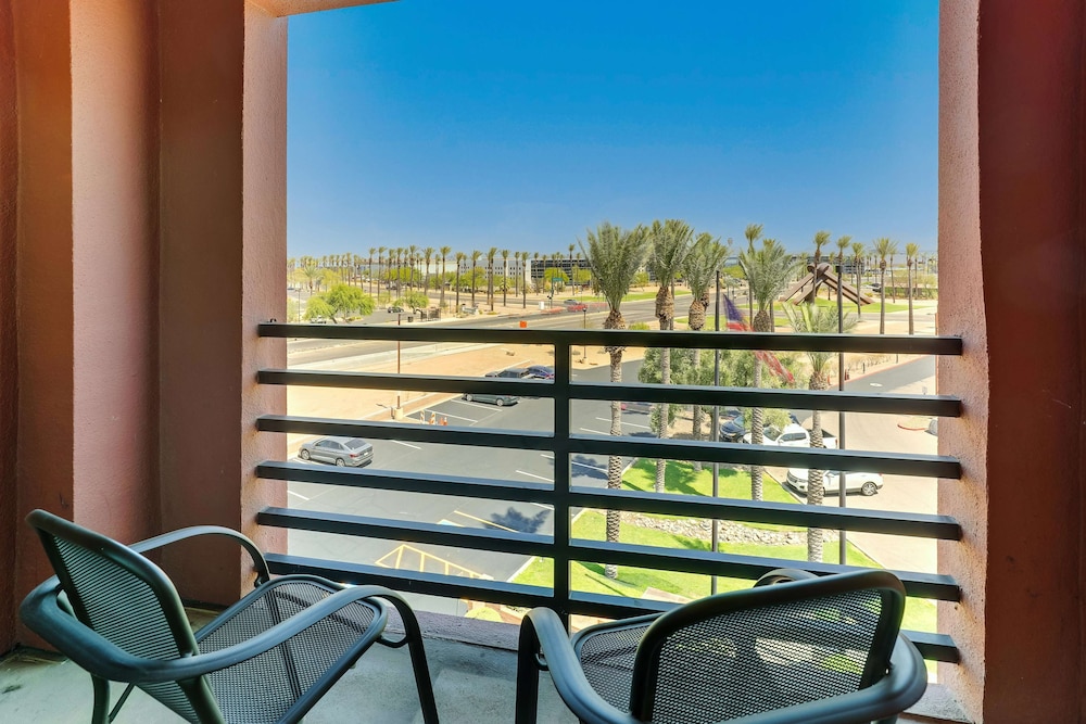 Drury Inn And Suites Phoenix Airport 23/50