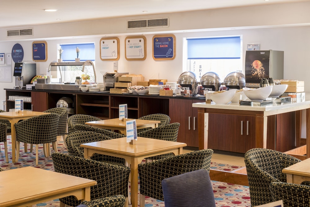 Holiday Inn Express Birmingham - Star City 45/61