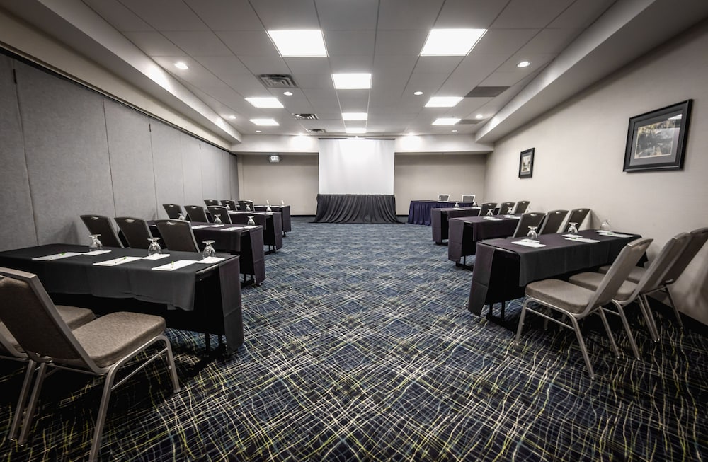 Holiday Inn Raleigh Downtown 26/34