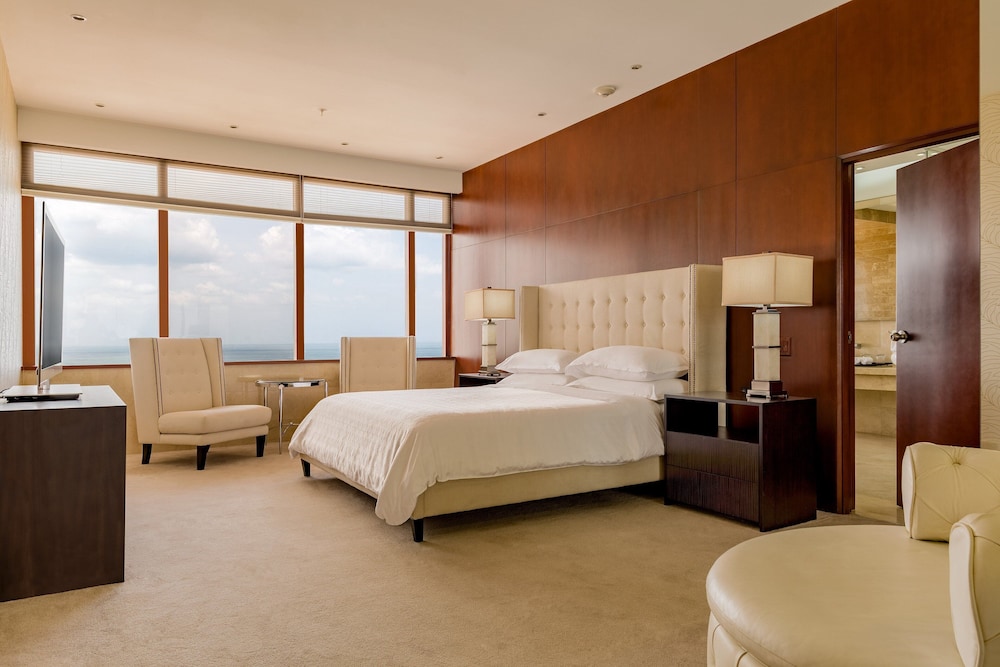 Sheraton Grand Panama 6/54