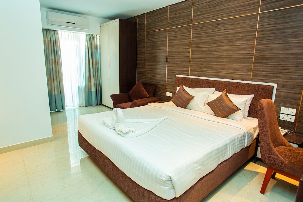 Royal Raj Hotel and Condominium 12/35