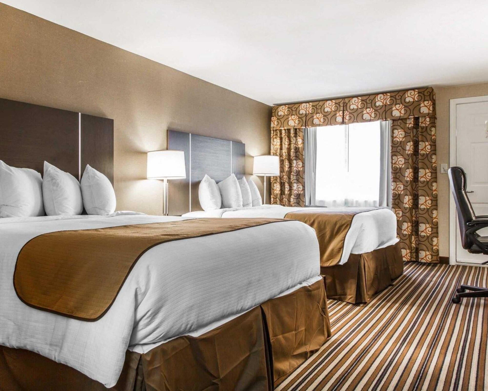 غرفة قياسية بسريرين كوين، Quality Inn & Suites South Portland, ME 8/10