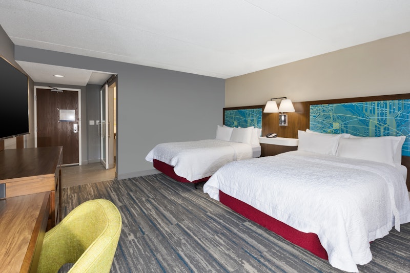 Hampton Inn Traverse City 14/45