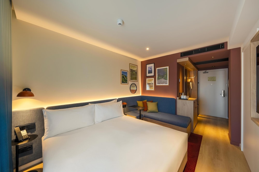 Hampton by Hilton Alicante Airport 8/42