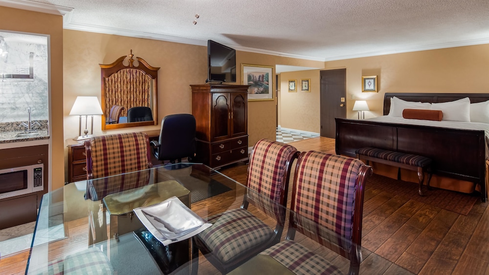 SureStay Plus Hotel by Best Western Reno Airport 60/91