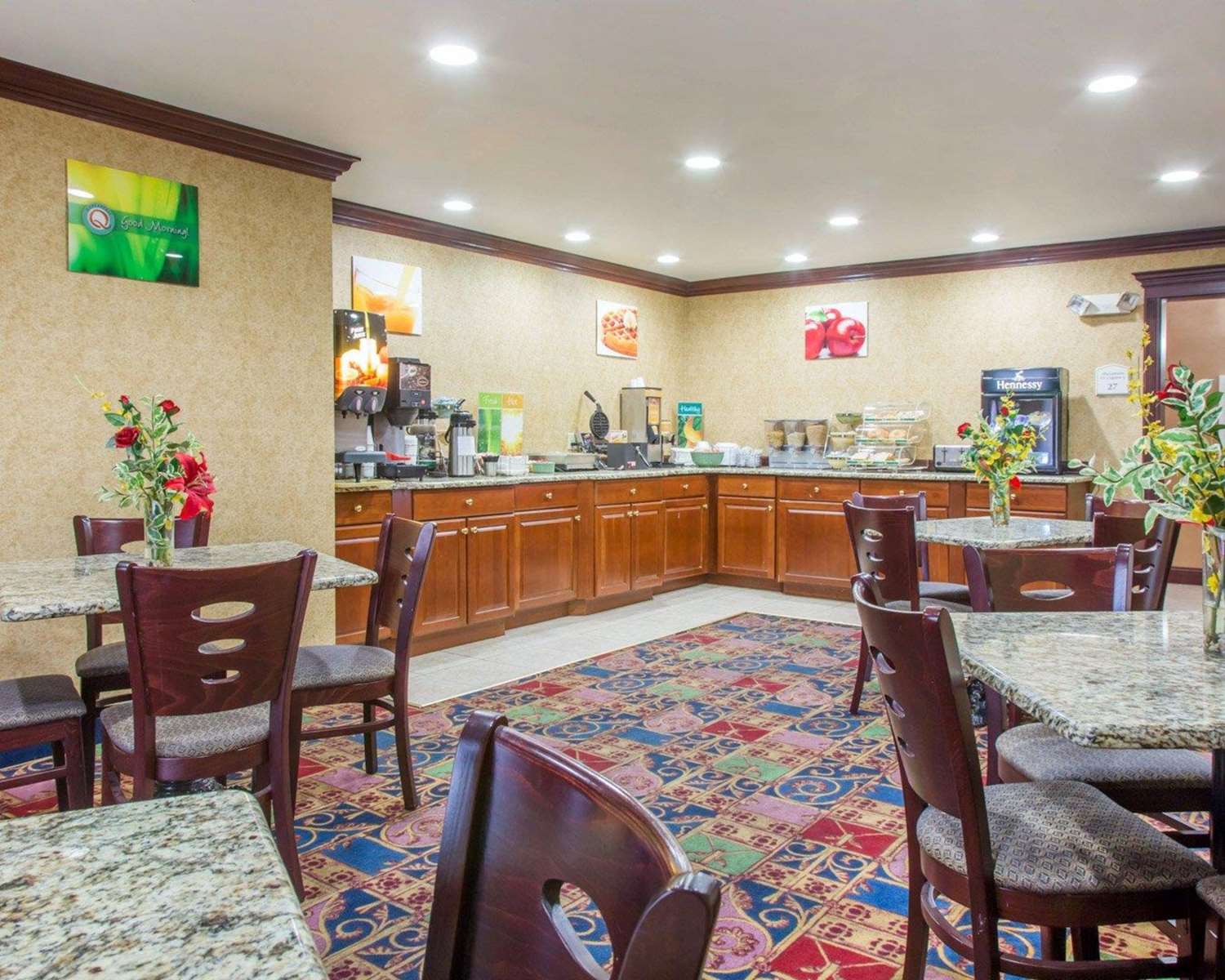 Quality Inn and Suites Meriden, CT 9/14