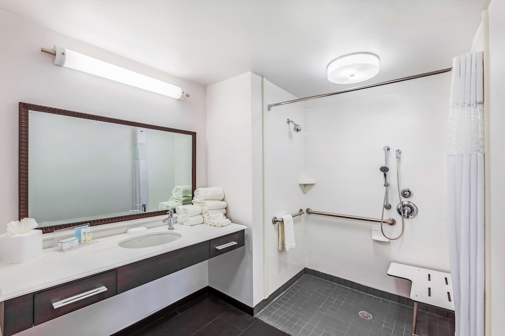 Hampton Inn & Suites Houston I-10 West Park Row 39/42