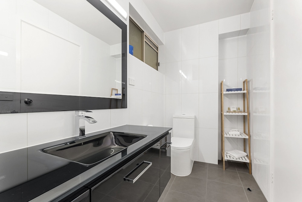 BAY CITY(GEELONG)MOTEL 22/37