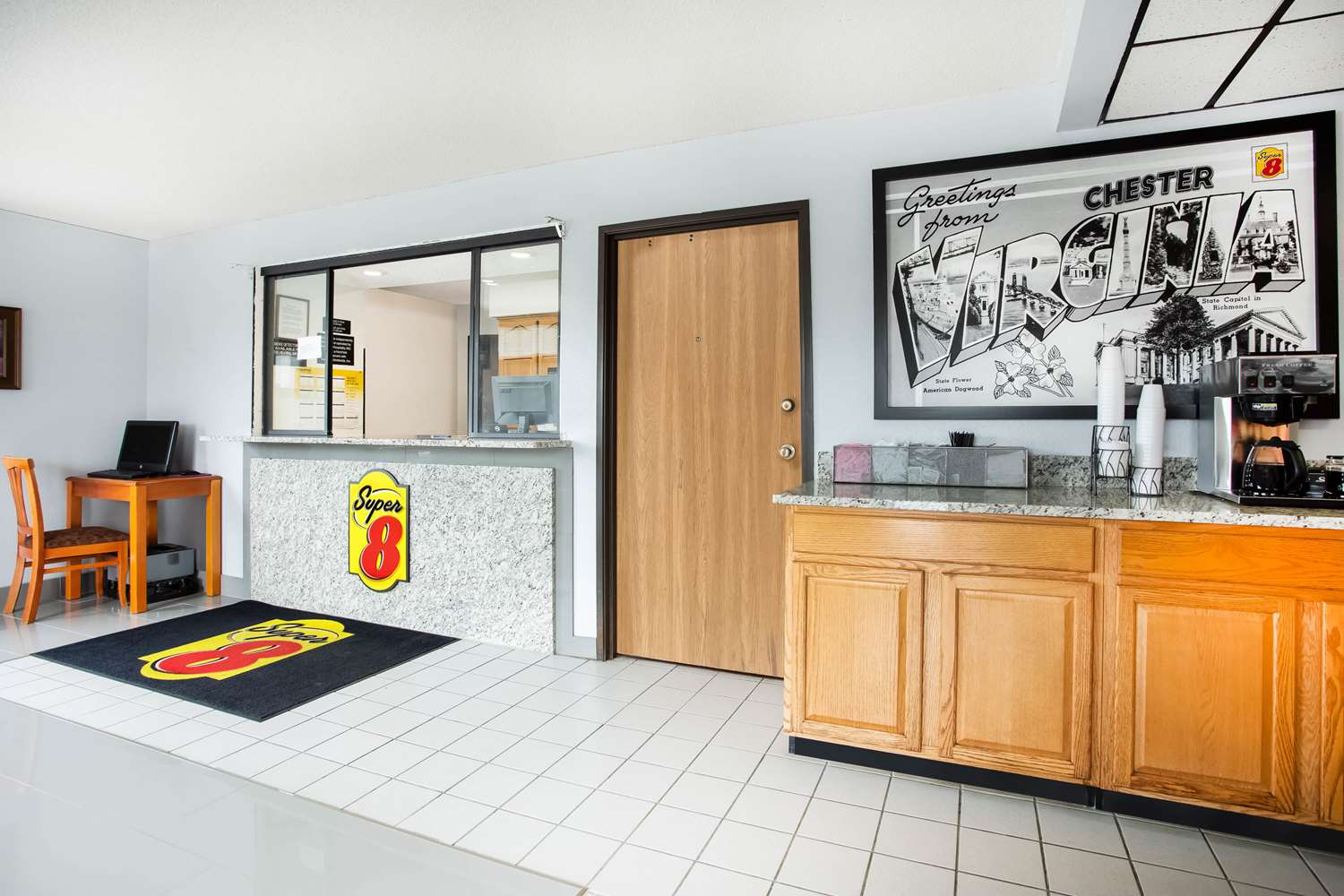 Super 8 by Wyndham Chester/Richmond Area 1/21