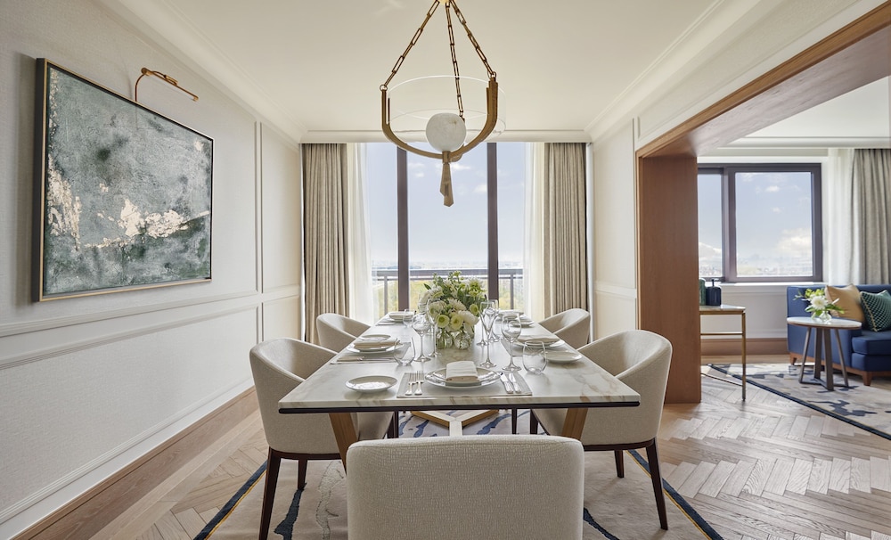 Jumeirah Carlton Tower London 44/46