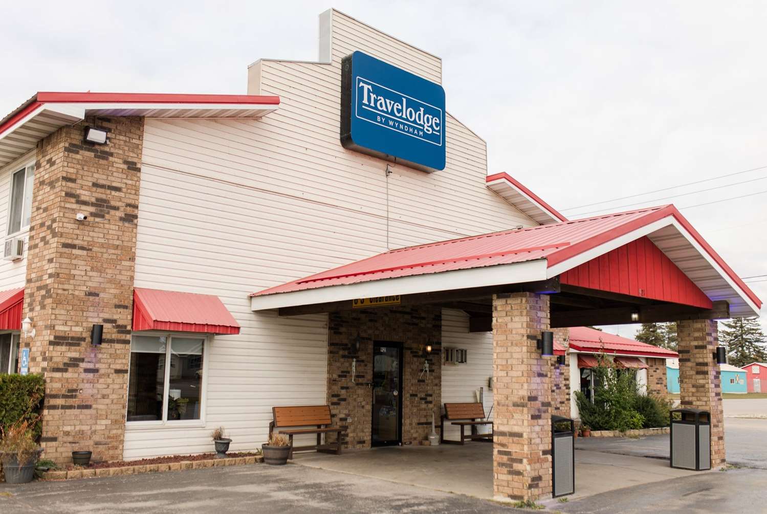 Travelodge by Wyndham Escanaba 4/46