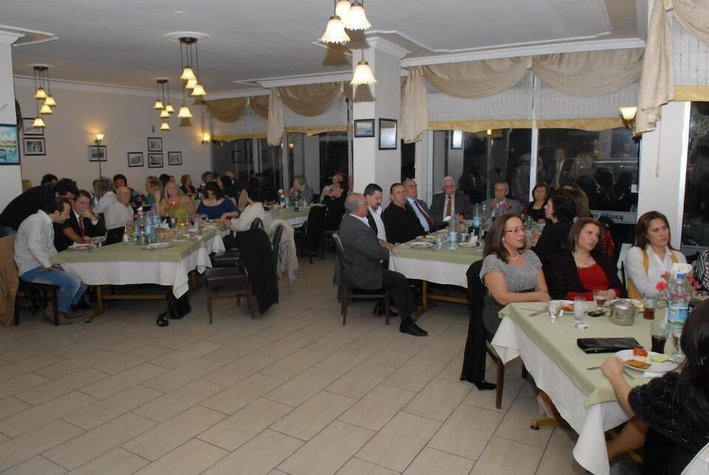 Pasifik Hotel 13/36