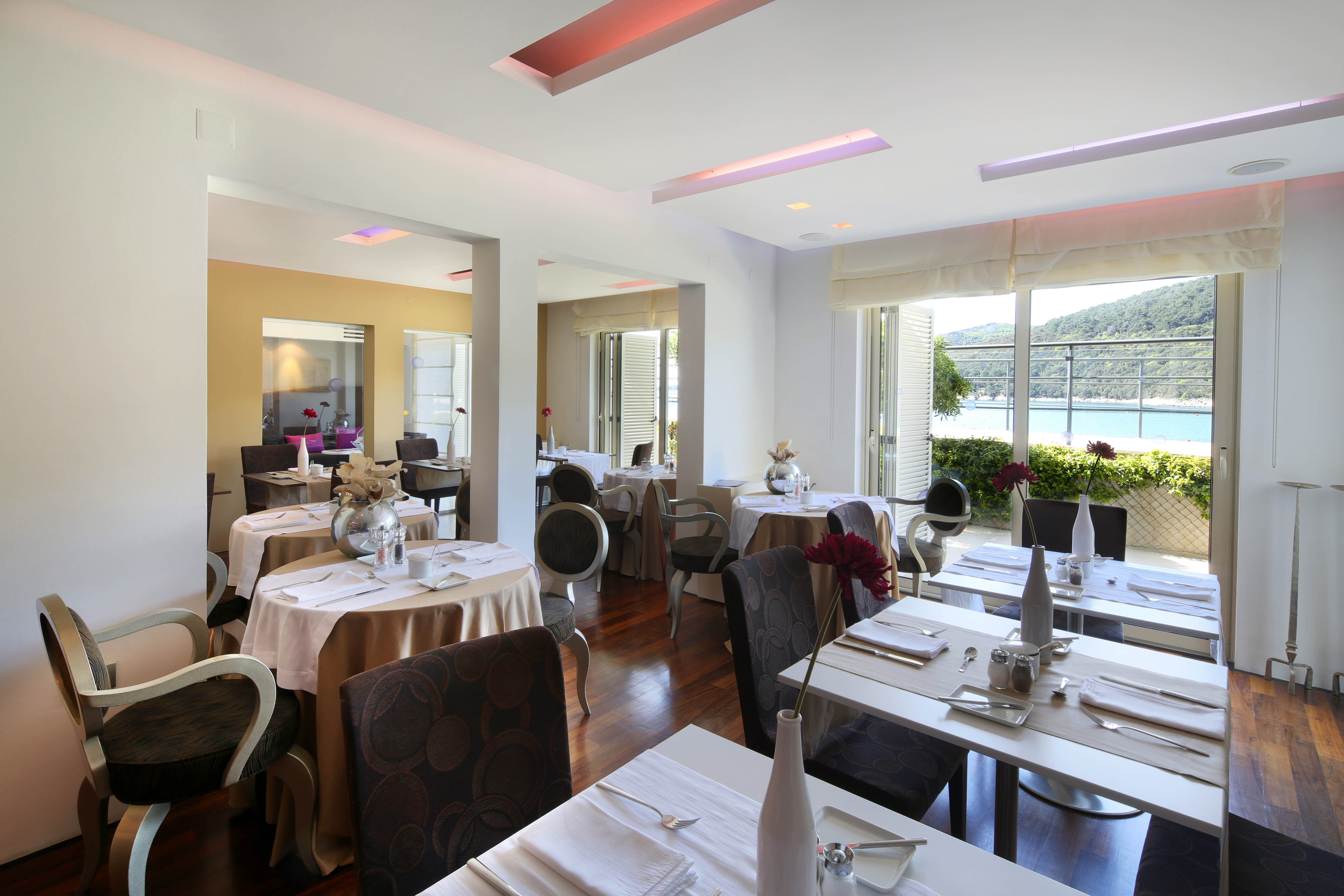 ADORAL BOUTIQUE HOTEL 42/57