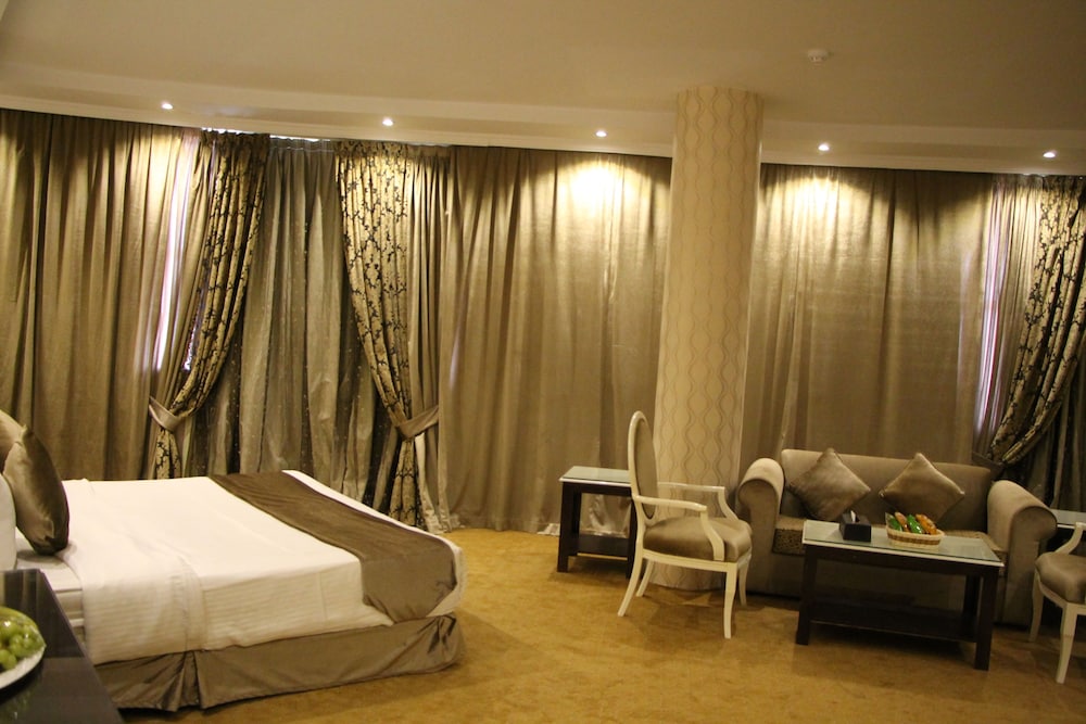 Al Muhaidb Residence Al Dowally 16/30