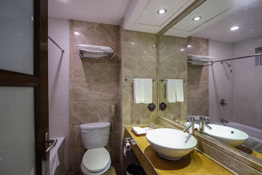 Yihe Hotel Guangzhou 55/59