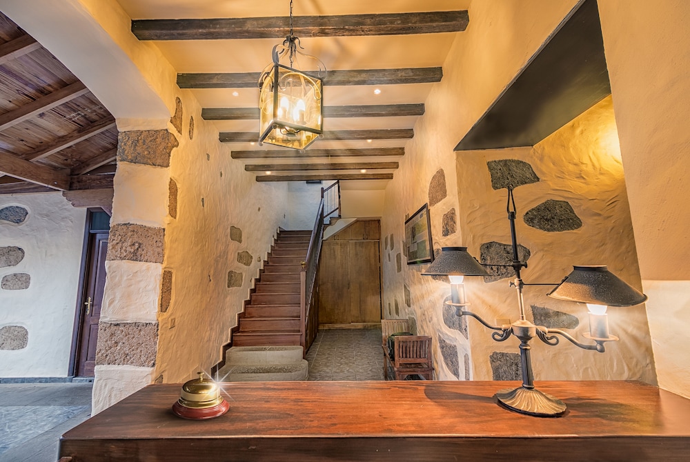 Hotel Rural LIVVO Maipez 26/50