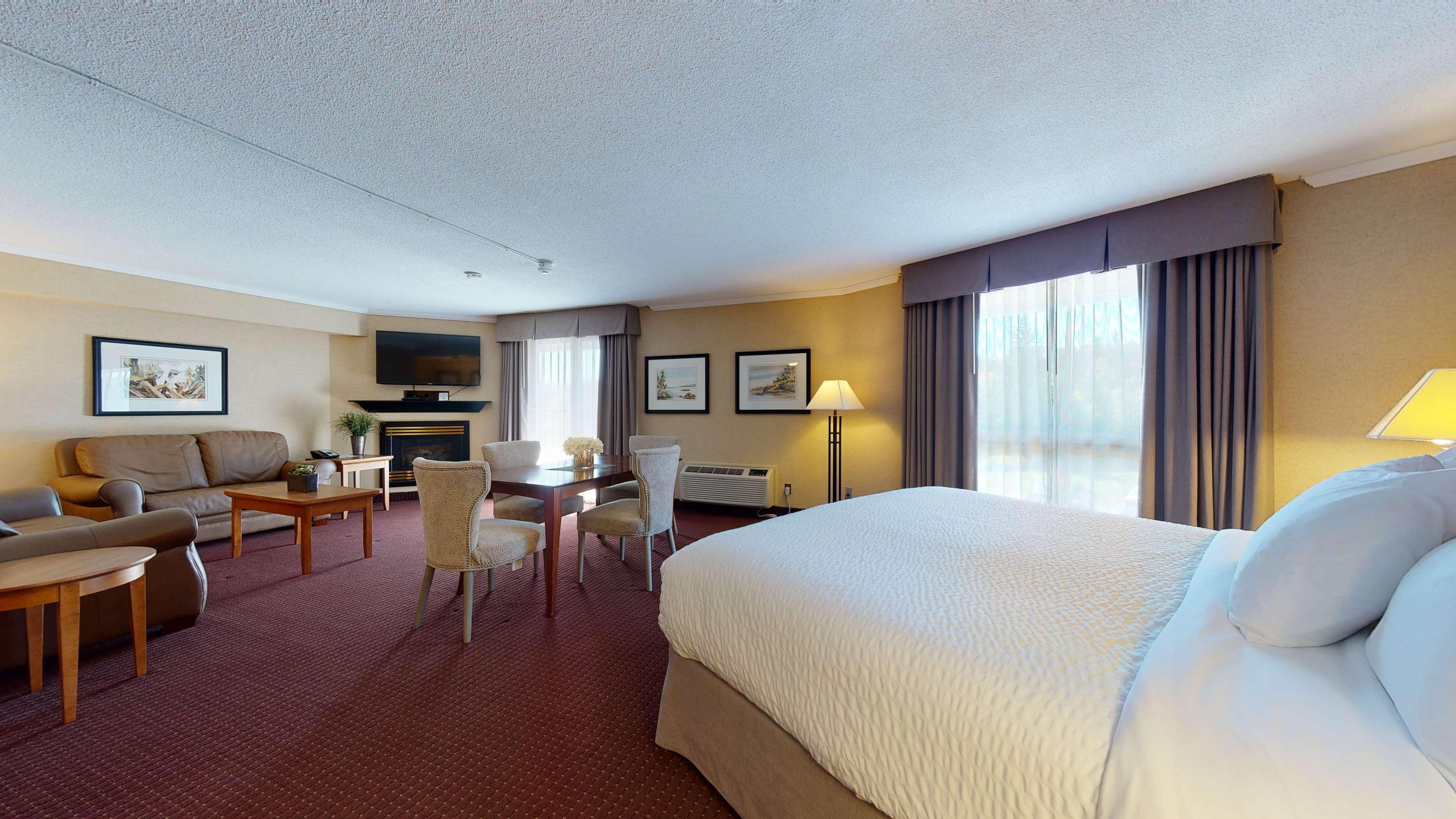 Spa, Suite, King Bed